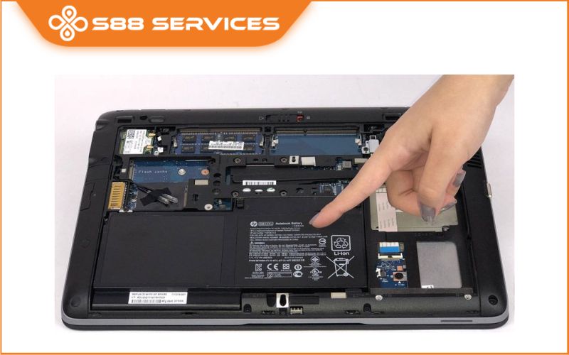 Thay pin laptop HP Envy 13 ở đâu uy tín? Cảnh báo 5 sai lầm khi chọn nơi sửa