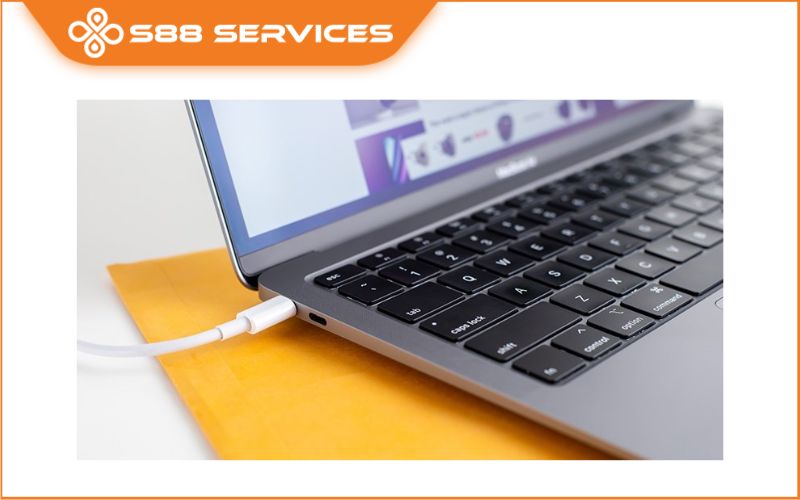 Thay pin MacBook Air M1 giá bao nhiêu là hợp lý?