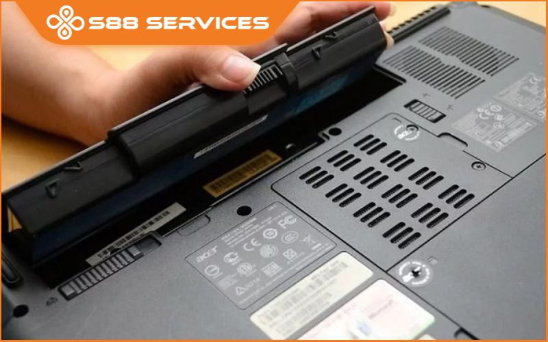Thay pin laptop hết bao nhiêu tiền? Giá thay pin laptop rẻ nhất 2025
