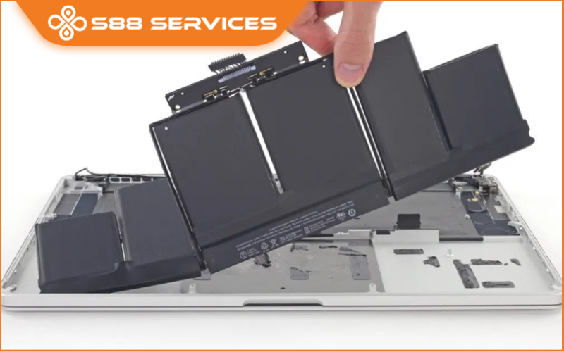 Thay pin Macbook M1 - Giải pháp khôi phục hiệu suất, tiết kiệm chi phí!