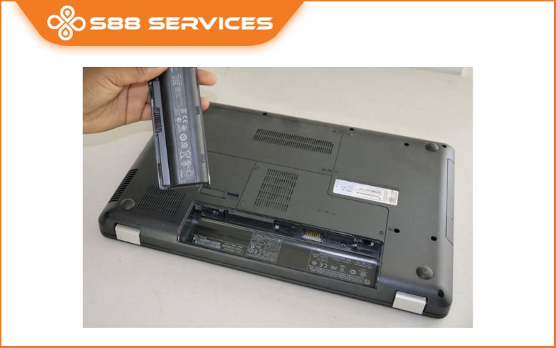 Thay pin laptop Dell Inspiron 15 5000 giá bao nhiêu? Báo giá & địa chỉ uy tín 2025