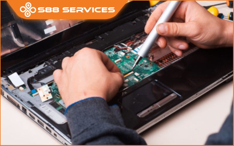 Thay main laptop HP giá bao nhiêu? Đọc ngay điều quan trọng này khi quyết định thay main!