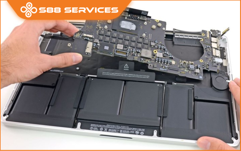 Thay Main Macbook Pro 2017: Nguyên Nhân Hư Hỏng, Quy Trình và Chi Phí Chi Tiết