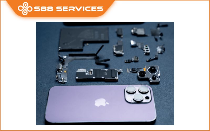 Bảng giá và địa chỉ sửa điện thoại iPhone uy tín, lấy ngay