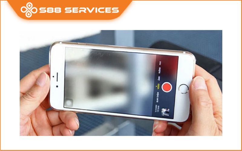 Camera sau iPhone bị mờ có phải đã hỏng? Giải đáp chi tiết từ A-Z