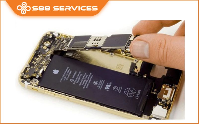 Hỏng main điện thoại có sửa được không? Dấu hiệu nhận biết và cách khắc phục hiệu quả
