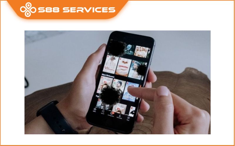 Màn hình iPhone bị ám đen càng ngày càng rõ, nguyên nhân do đâu?