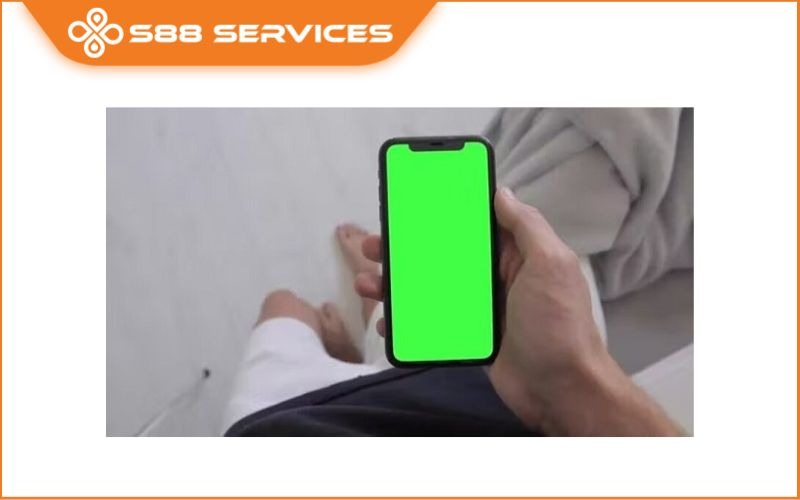 Màn hình iPhone bị xanh lá cây: Nguyên nhân và cách khắc phục