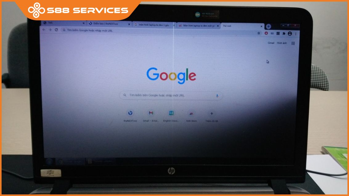 Màn hình máy tính bị đen 1 góc là do đâu? Cách khắc phục lỗi nhanh nhất