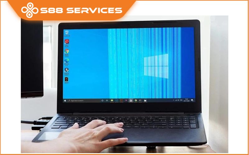 Đá bay lỗi màn hình bị sọc dọc chỉ trong một nốt nhạc!!!