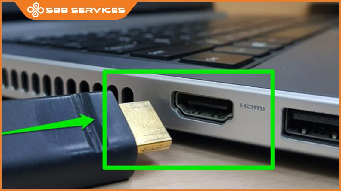 Chỉ cần 10 phút giải quyết lỗi màn hình laptop bị nhiễu đơn giản 