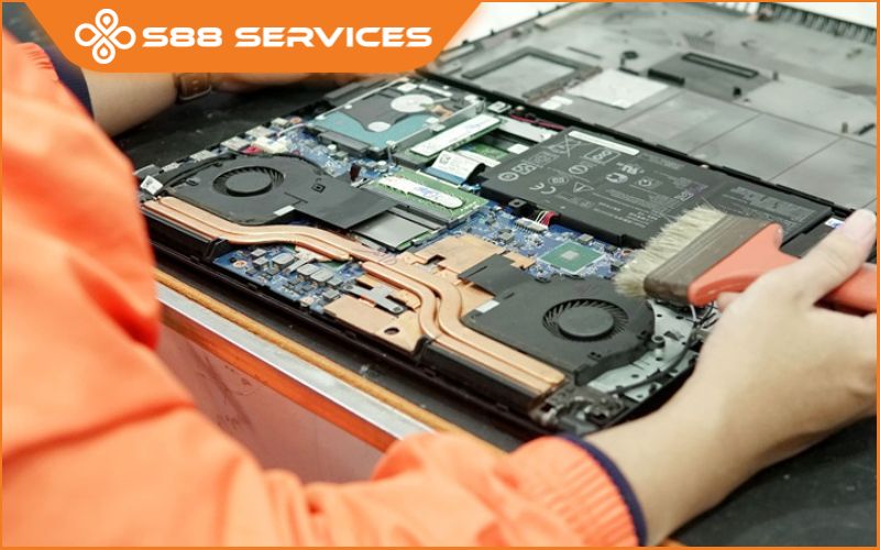 Hướng dẫn cách mở laptop khi không lên màn hình trong các trường hợp